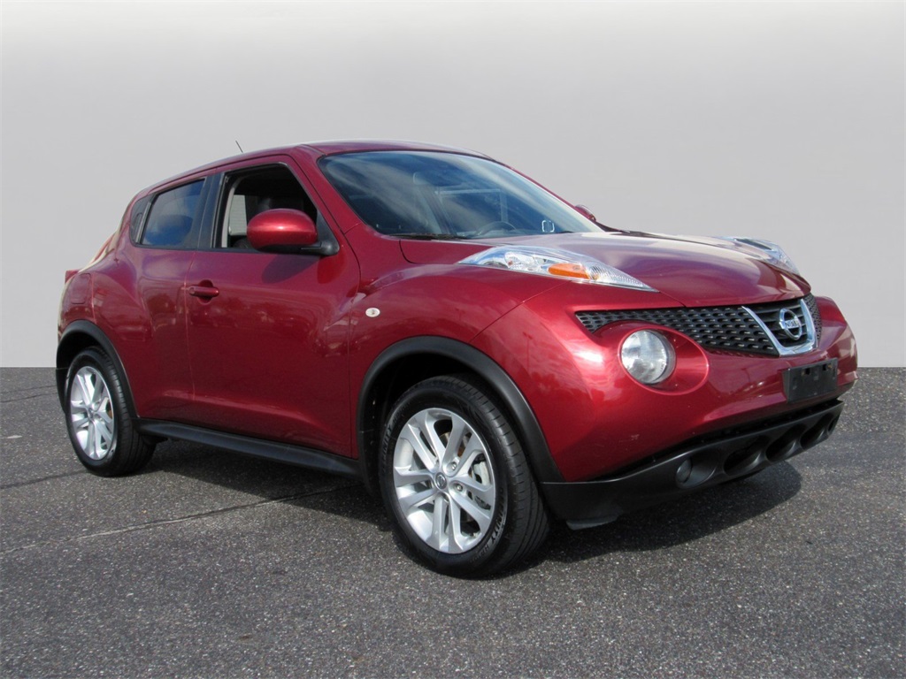 Pre Owned 2011 Nissan Juke Sl 4d Sport Utility In Egg Harbor